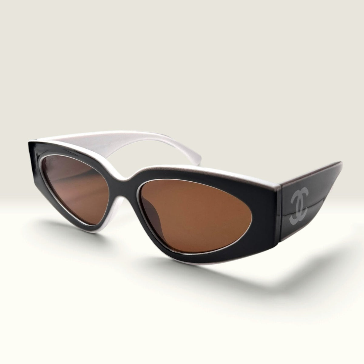 Chanel 5350 Black & White Brown lenses